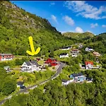 Cozy Flat With View And 15 Min From Apartamento