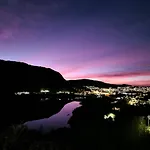 Cozy Flat With View And 15 Min From * Bergen