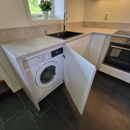 Cozy Flat With View And 15 Min From Берген