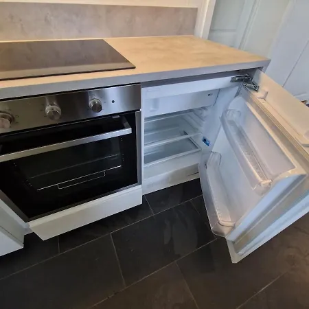 Cozy Flat With View And 15 Min From