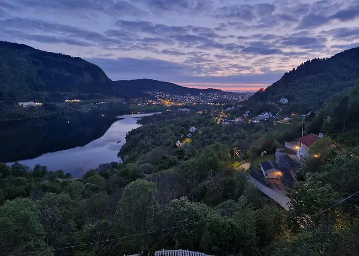 Cozy Flat With View And 15 Min From